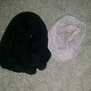 2 infinity scarves